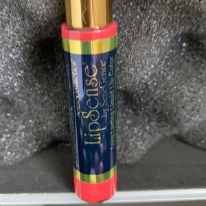SALE!!! Sweetheart Pink LipSense *SEALED*